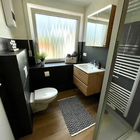 Chardonnay In Seenaehe 腓特烈港